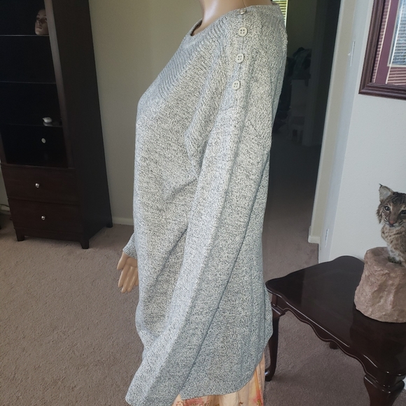 NWT Talbots m marled grey ribbed yoke button shoulder detail oversized - Picture 2 of 7